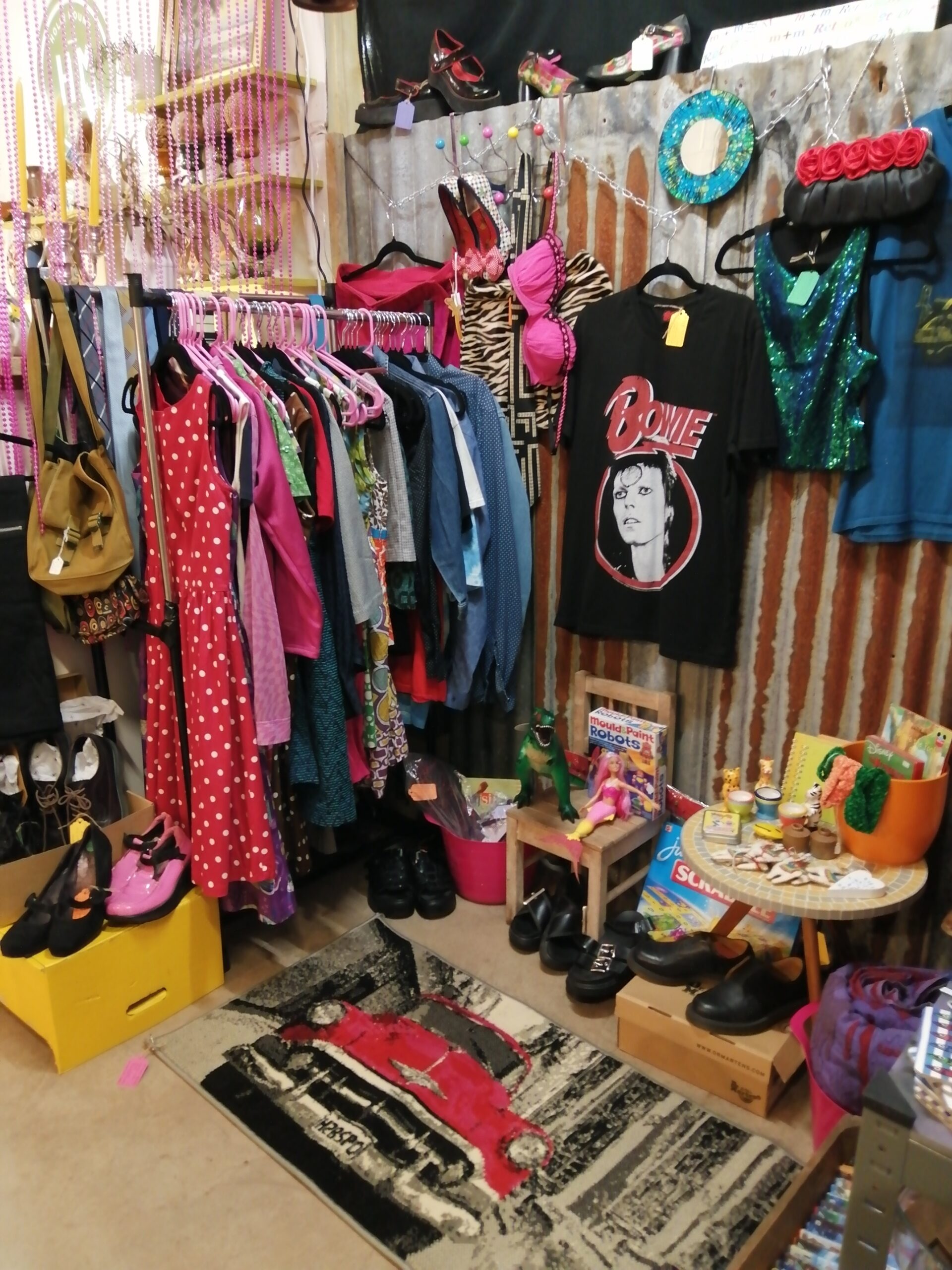 M+M Retro showcase